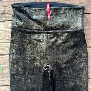 Spanx Velvet Shine Gold/Black Shiny Leggings Size Small Petite Europe 34-36